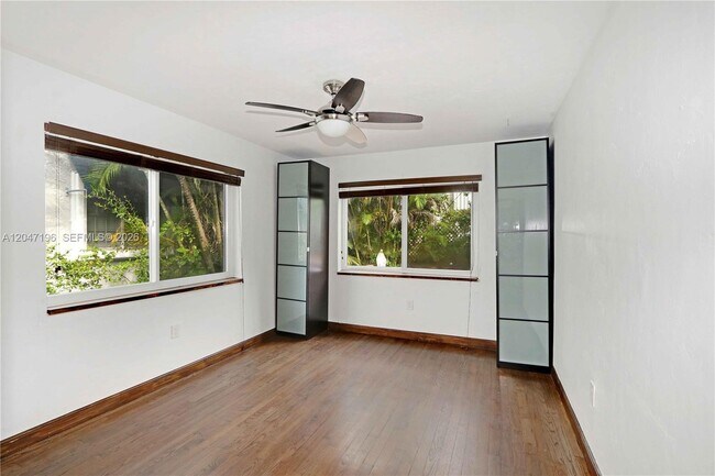 Building Photo - 22 Camilo Ave