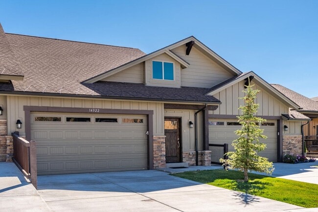 Building Photo - Modern Townhome in Black Rock Ridge