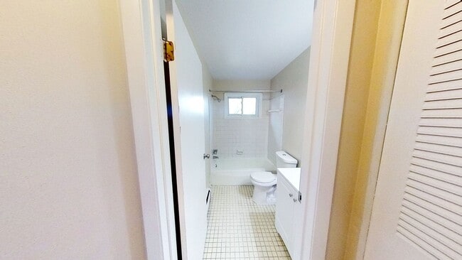 Building Photo - 725 Cedarwood Terrace