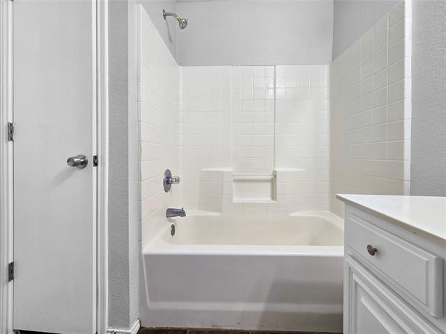 Building Photo - 4561 Wheatland Dr