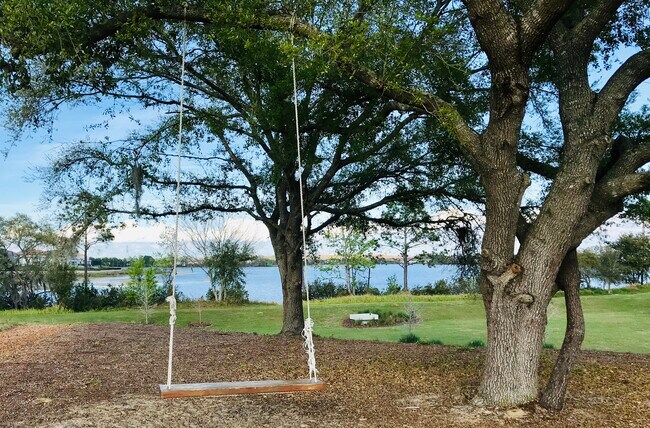 Building Photo - 15479 Sugar Citrus Dr