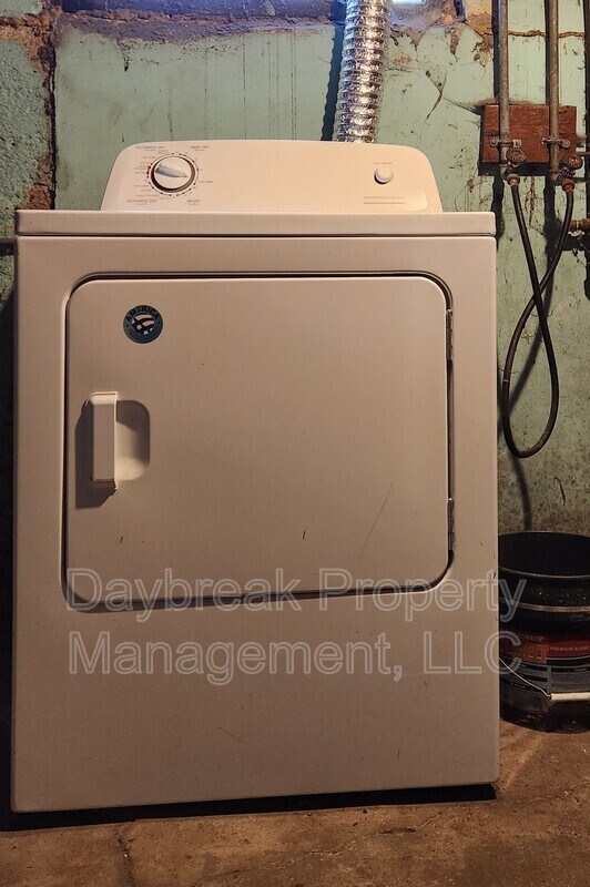 Building Photo - 1316 3rd Ave N