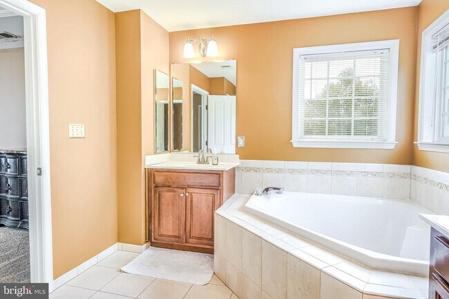 Building Photo - 24990 Mineral Springs Cir