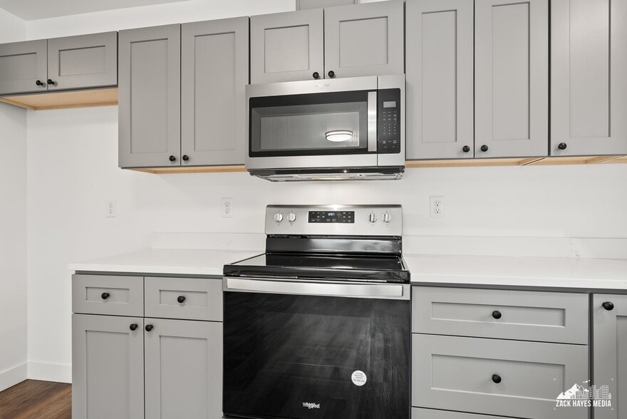 New appliances - 1493 W 40th Ave