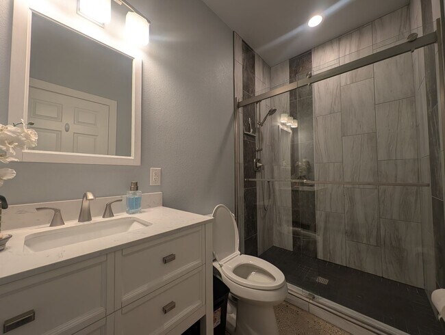 Building Photo - 2448 Le Clerc Rd S