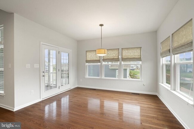 Building Photo - 25609 Lockhart Ln