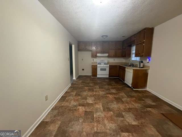 Building Photo - 10312 Canyon Trail