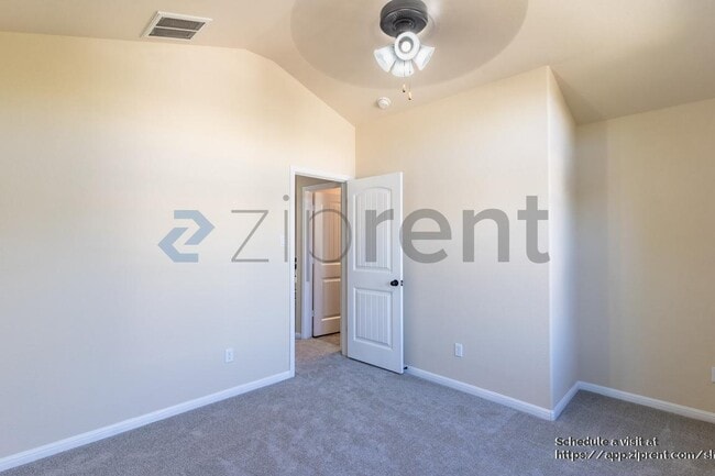 Building Photo - 10509 Branden Ct