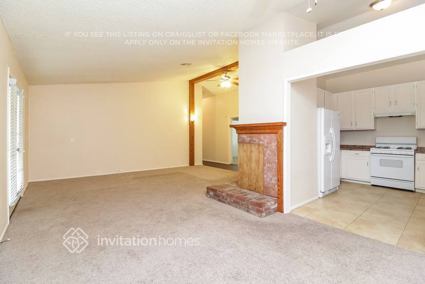 Building Photo - 25134 Hazelwood Cir
