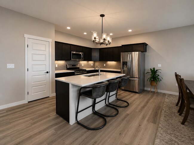 Building Photo - Stylish 2023 Home for Rent | 4 Bed • 2.5 Bath • Prime North Grand Junction Location