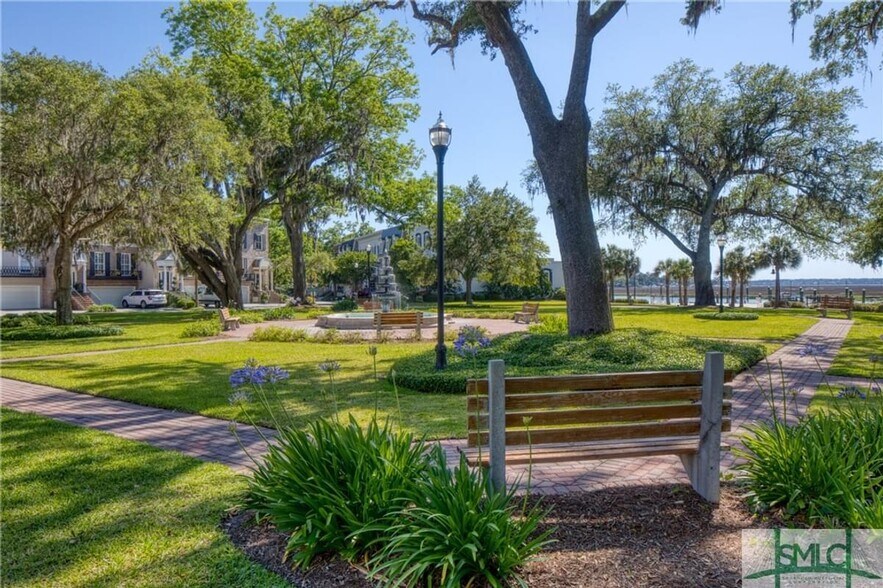 Building Photo - 49 Thatcher Ln