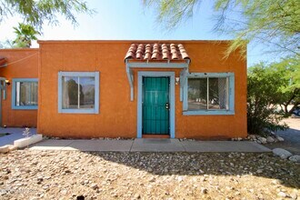 Building Photo - 4402 E Pima St