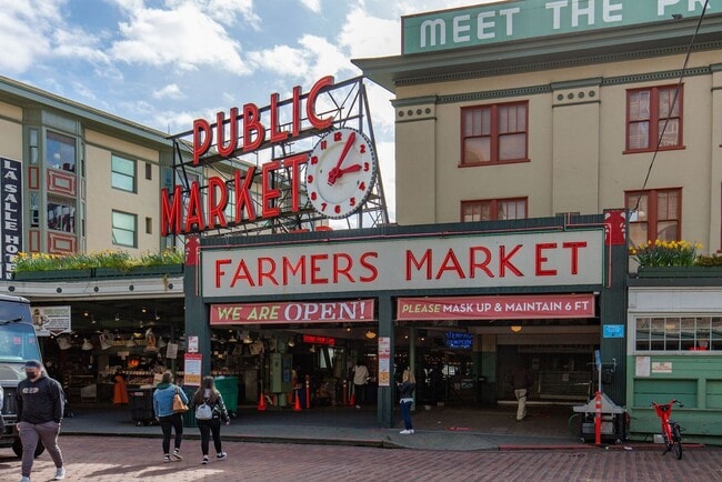 Building Photo - 2929 1st Ave