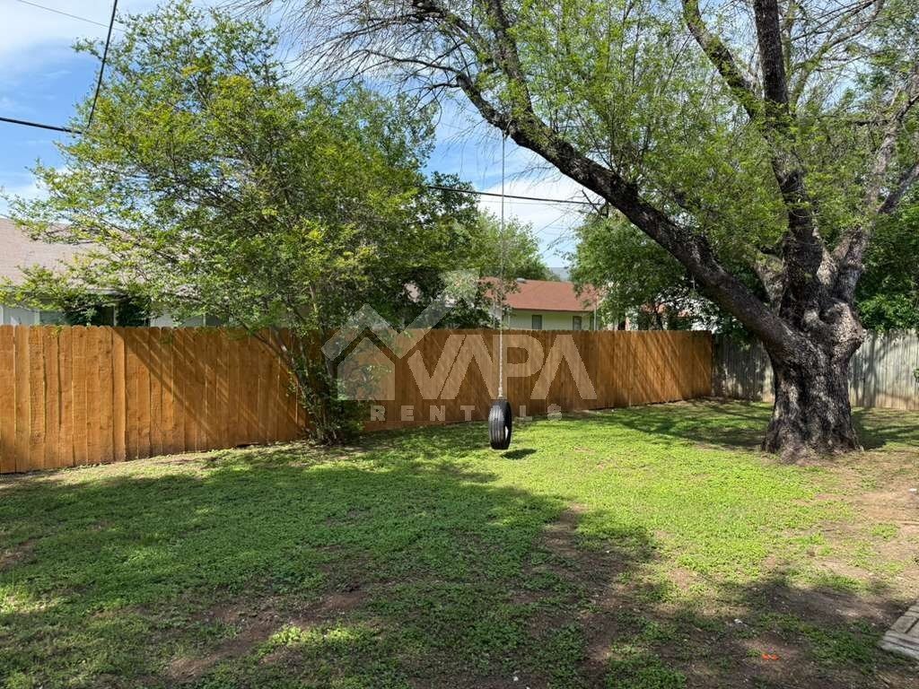 Building Photo - 9315 Cliff Way St