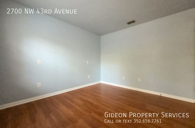 Building Photo - 2700 NW 43rd Ave