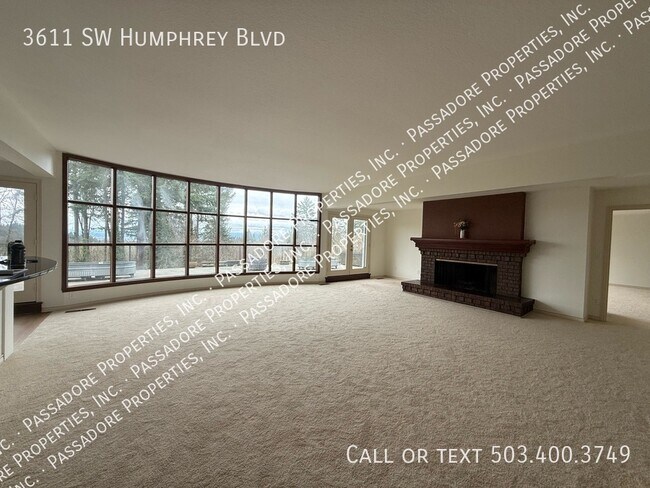 Building Photo - 3611 SW Humphrey Blvd