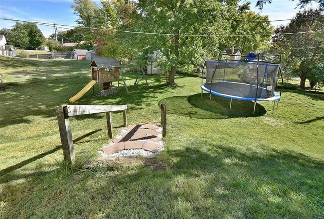 Building Photo - 3049 Orton St