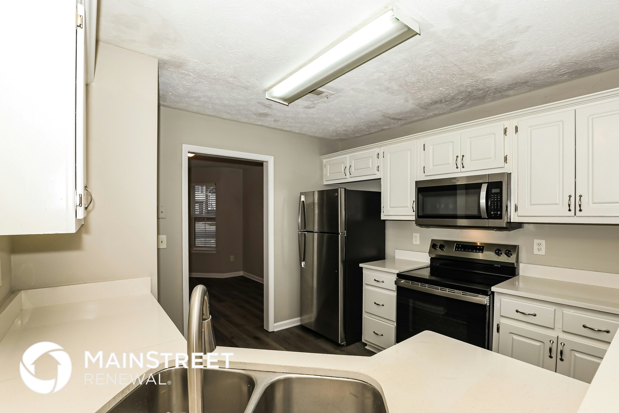 Building Photo - 388 Sawgrass Way