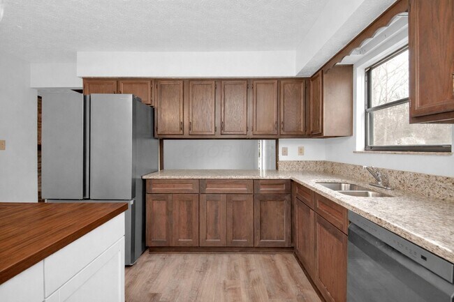 Building Photo - 9183 Indian Mound Ct NW