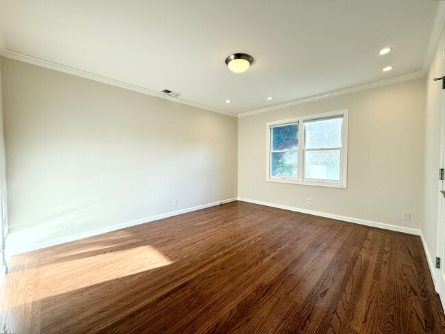 Building Photo - Beautifully Renovated Silicon Valley Home ...