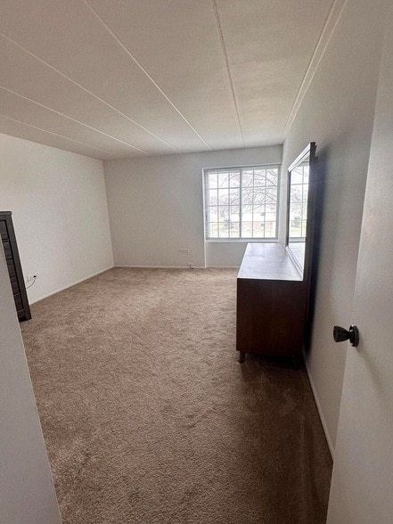 Building Photo - 8750 Harrison Ave