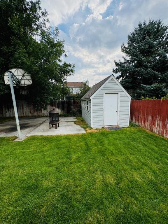 Building Photo - 3025 Escalante Ave