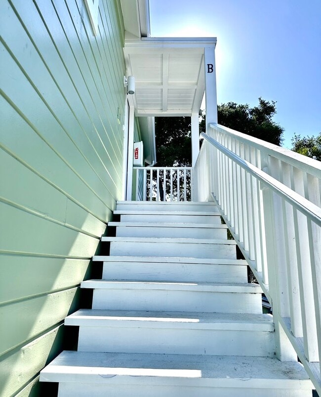 Building Photo - Third Avenue Duplex