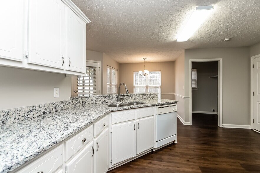 Building Photo - 3808 Summer Leigh Ct