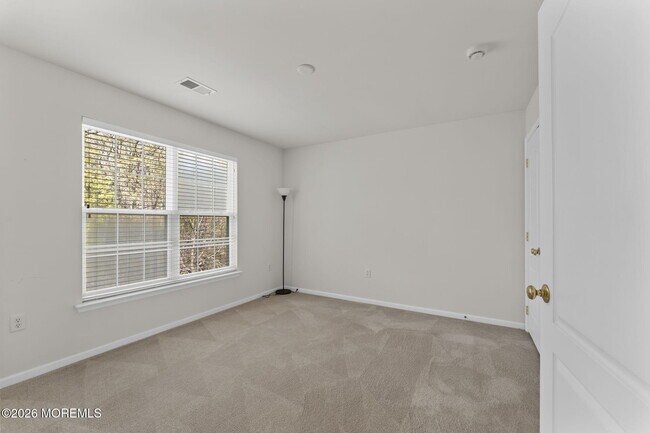 Building Photo - 8 Connor Dr