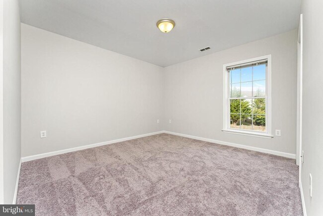 Building Photo - 46 Glacier Way