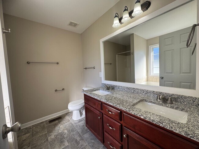 Building Photo - Beautiful Single Family Home