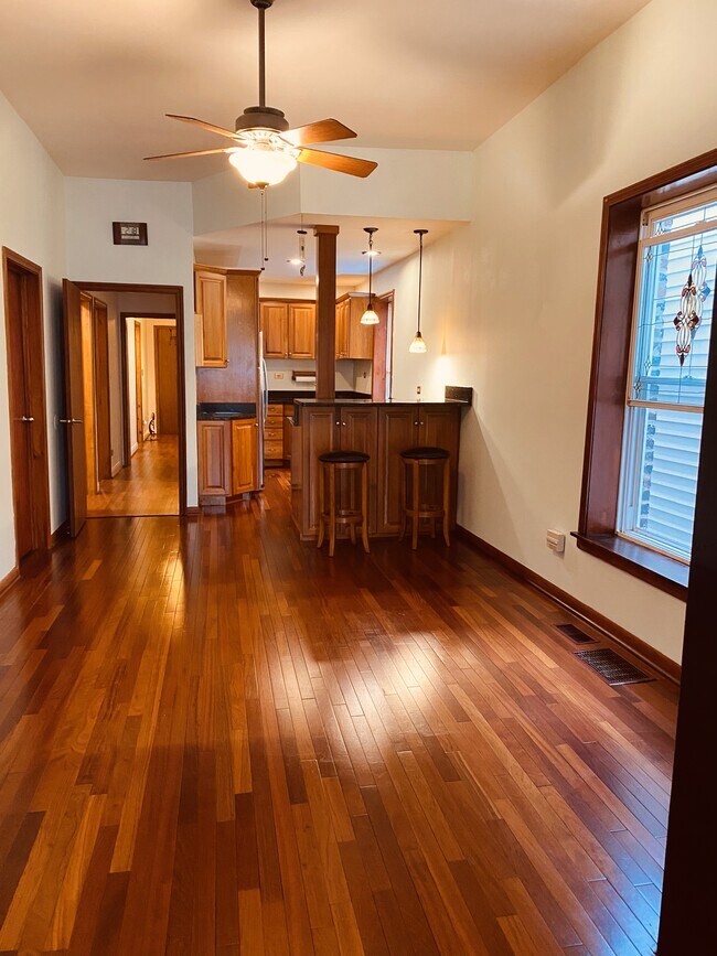 Building Photo - 4419 S Wallace St