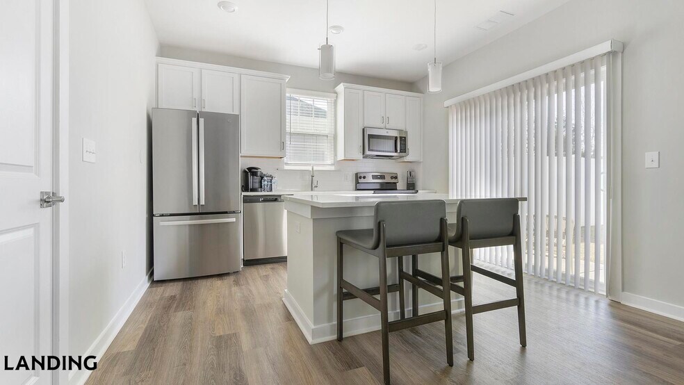 Building Photo - 1720 Rocky River Rd