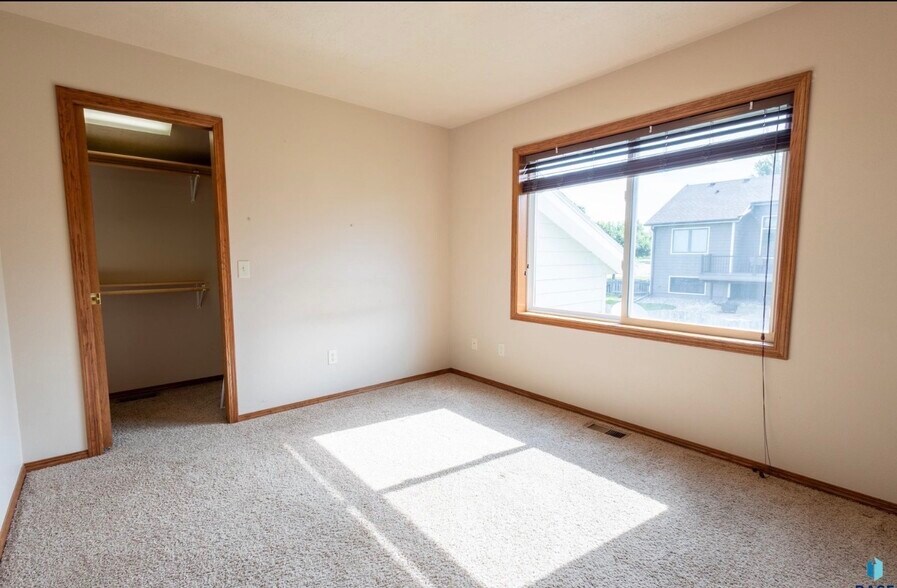 Building Photo - 5805 W. Teem Street