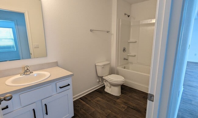 Building Photo - 232 Encanto Wy