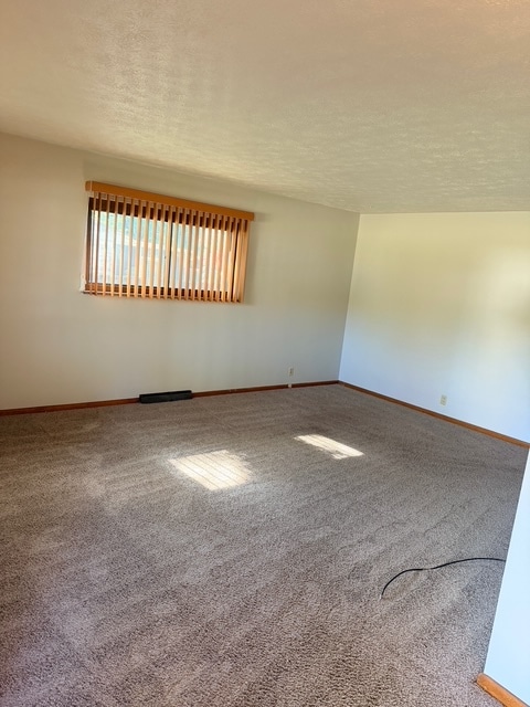 Building Photo - 6718 Twin Brooks Dr