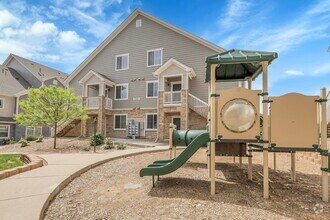 Building Photo - $2,775 - 3 Bed, 3 Bath Condo in Aurora wit...