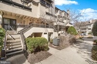 Building Photo - 9713 Hellingly Pl