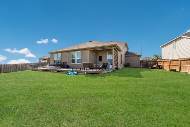 Building Photo - 630 Ridgehorn Dr