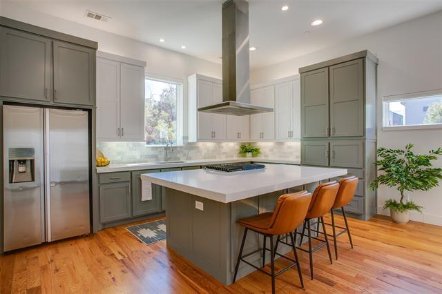 Building Photo - 5711 Bryan Pkwy