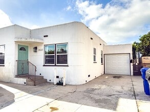 Building Photo - 3139 Nimitz Blvd, San Diego, CA 92106