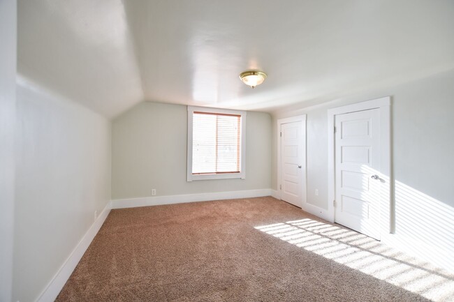 Building Photo - 2467 S 700 E