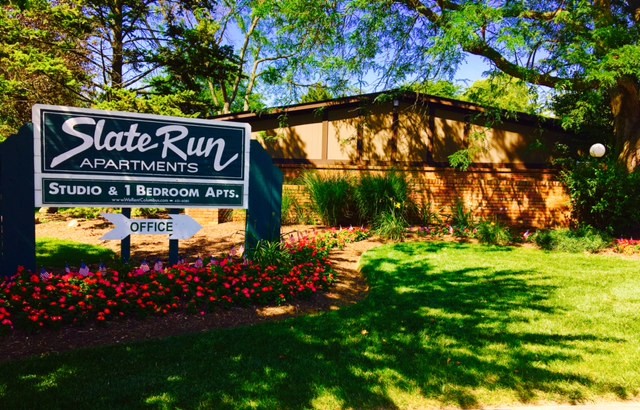 CUL-DE-SAC ENTRY - Slate Run Apartments