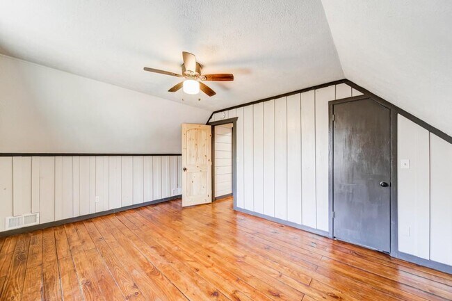 Building Photo - 42 Arminda St