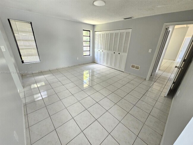 Building Photo - 13700 SW 18th Terrace