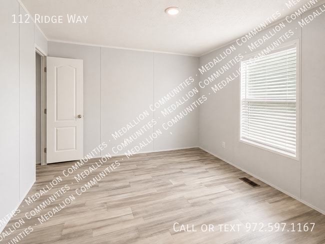 Building Photo - 112 Ridgeway Dr