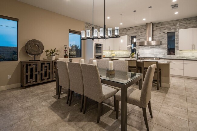 Building Photo - Luxury Home located in The Ridges of Summe...