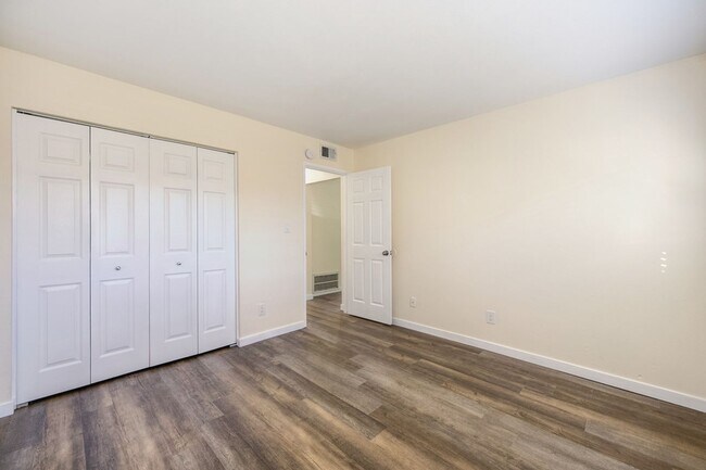 Building Photo - 11650 Garnet Way