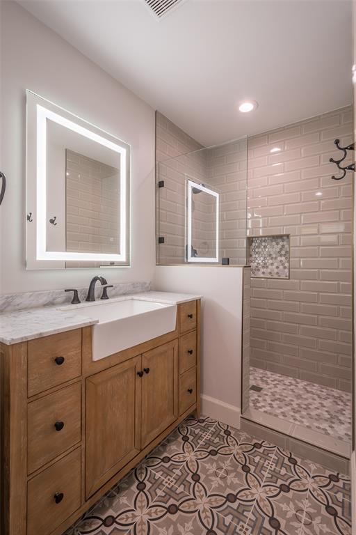 Building Photo - 3515 Lake Ridge Bend