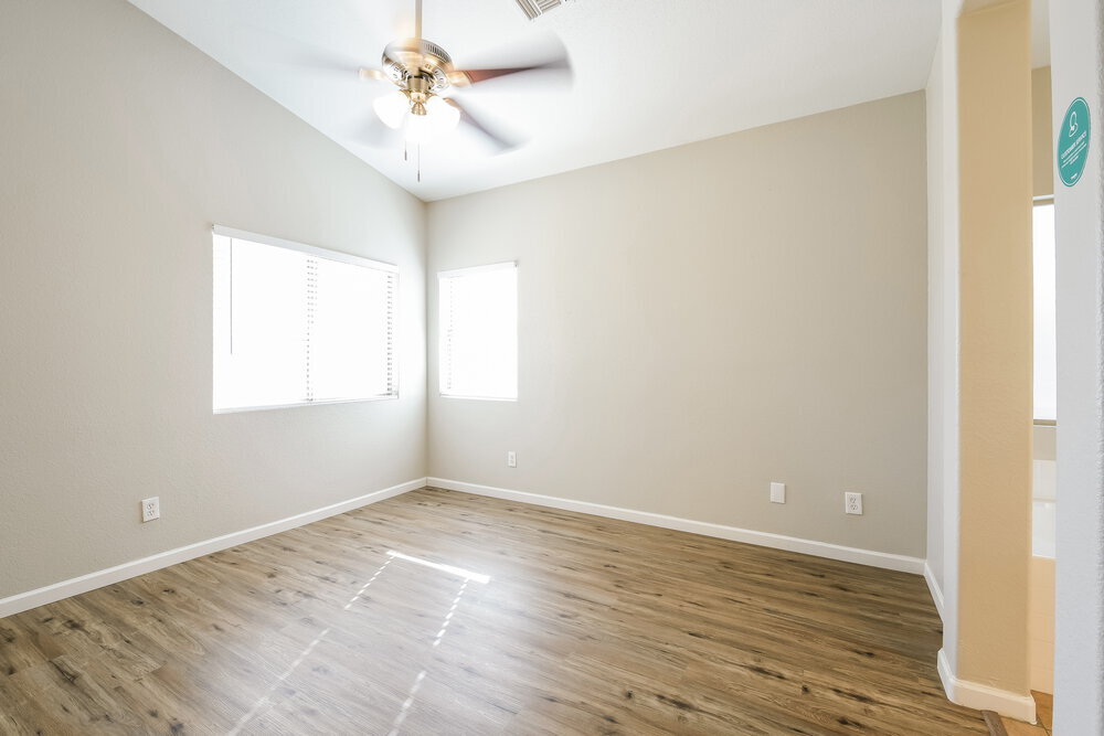 Building Photo - 3915 W Buckskin Trail